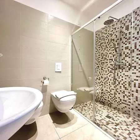 Le 4 Stagioni Bed & Breakfast 3*